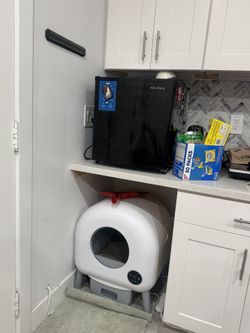 Automatic Cat Litter Box Self Cleaning Litter Box Large Capacity for Multiple Cats, App Control with Safety Sensors, Removable Washable Liner,2 Rolls 