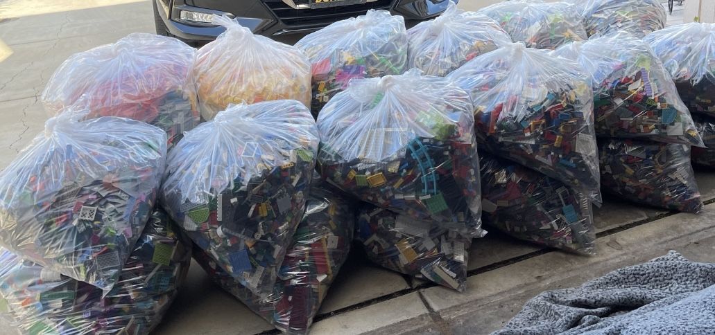 Huge Lego 10 Pound Bag Of Random Mixed Legos