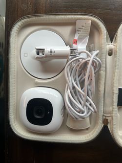 Nani Pro Smart Baby Monitor and Floor Stand