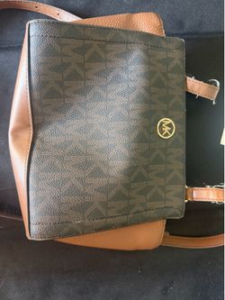 Woman’s purses