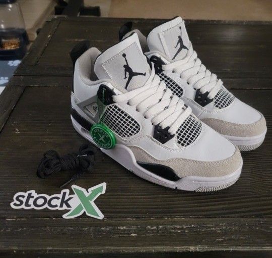 NEW Jordan 4 Military Black Size W6.5 and Size M5