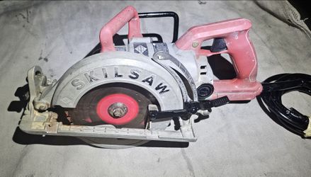 Worm drive saw