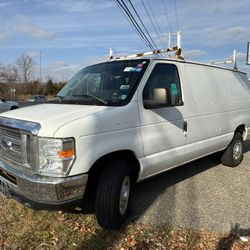 2013 Ford E-250