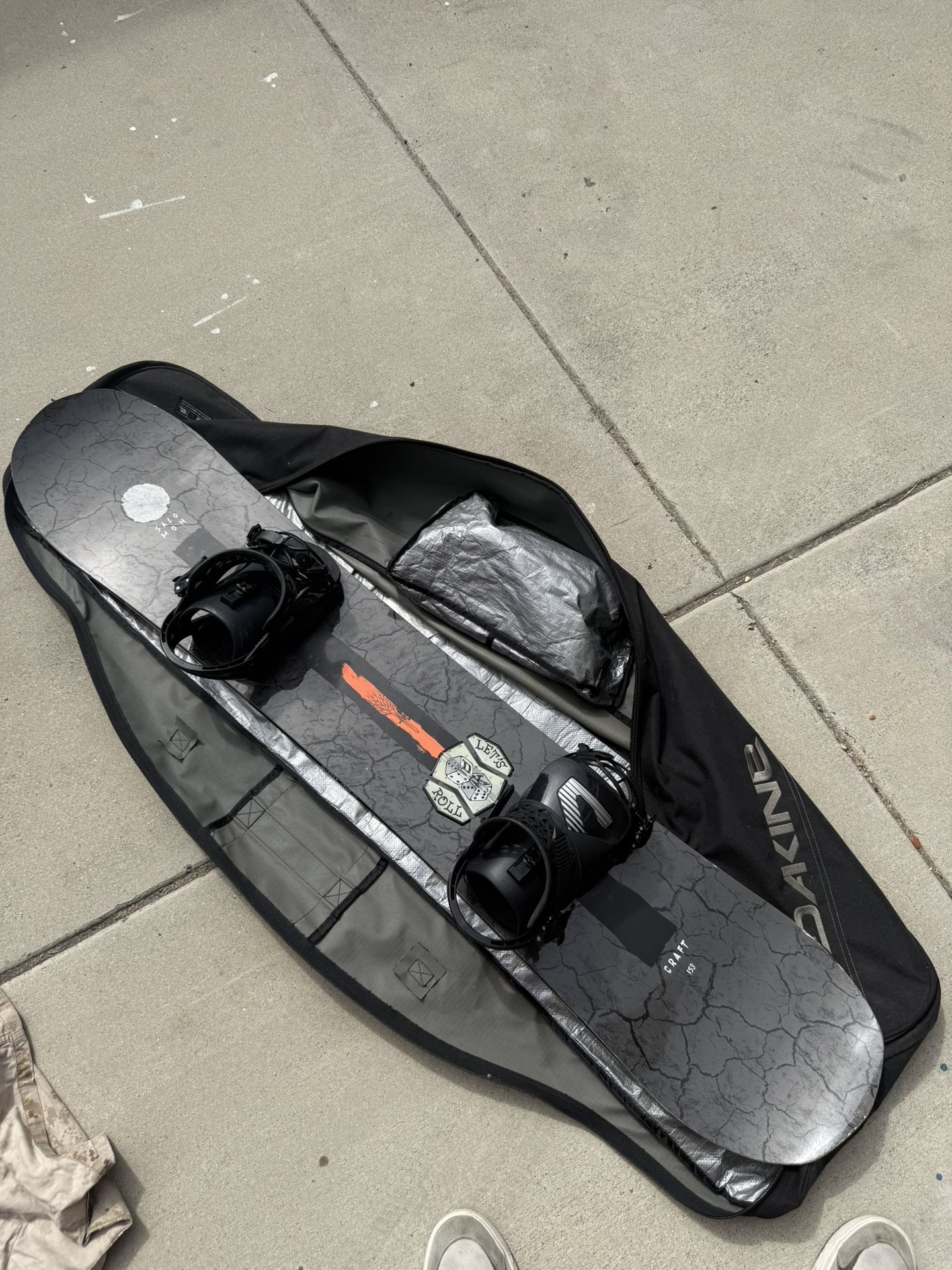 153 Salomon Craft/ Trigger X Bindings/ Dakine 165cm Board Bag