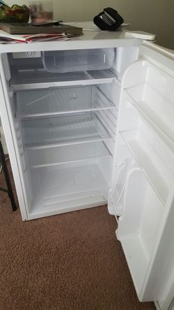 Heair mini fridge