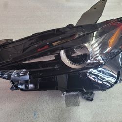 2020 - 23 - MAZDA CX30 - LEFT - HEADLIGHT 