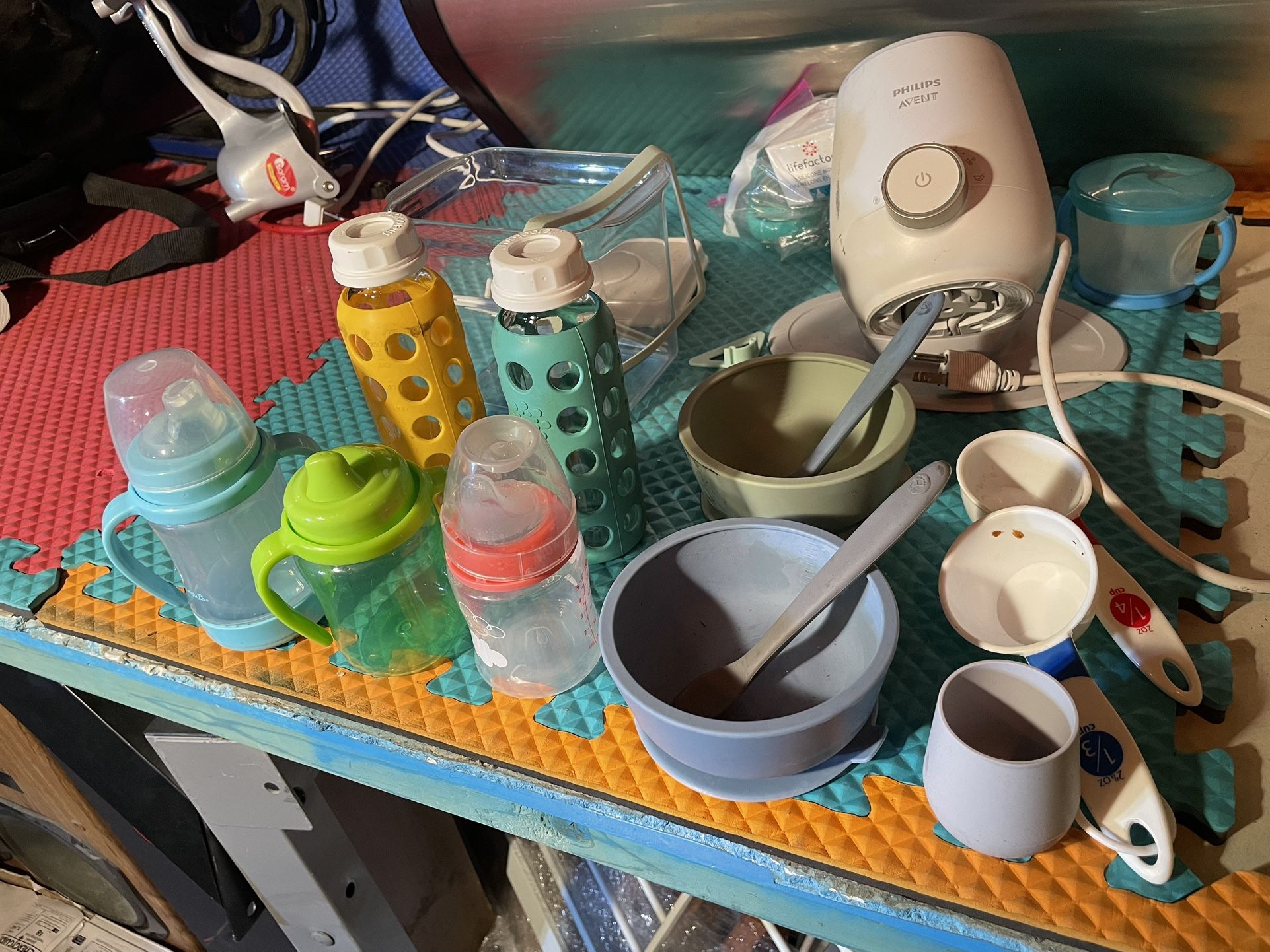 Dishes, food warmer, and equipment for warming food for infants.