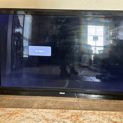 46 Inch RCA TV