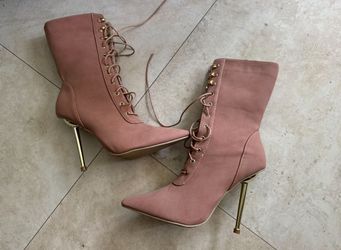 Women Pink Heeled Boots