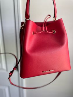 Micheal Kors large bucket bag