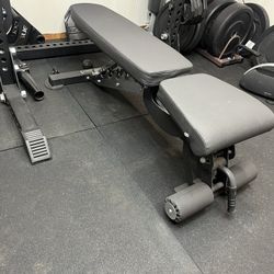 REP AB-3000 Adjustable bench 