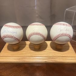 Lot Of 3 MLB Autographed Baseballs With Display Case 