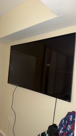 NEED GONE BEFORE 31st 60 inch Vizio TV