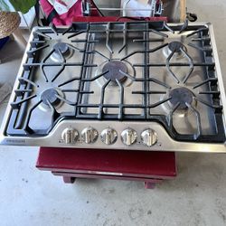 Frigidaire 5 Burner Gas Cooktop 30”