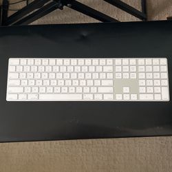 Apple Numeric Keyboard 