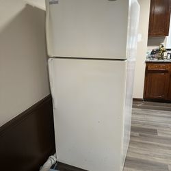 Whirlpool Refrigerator 