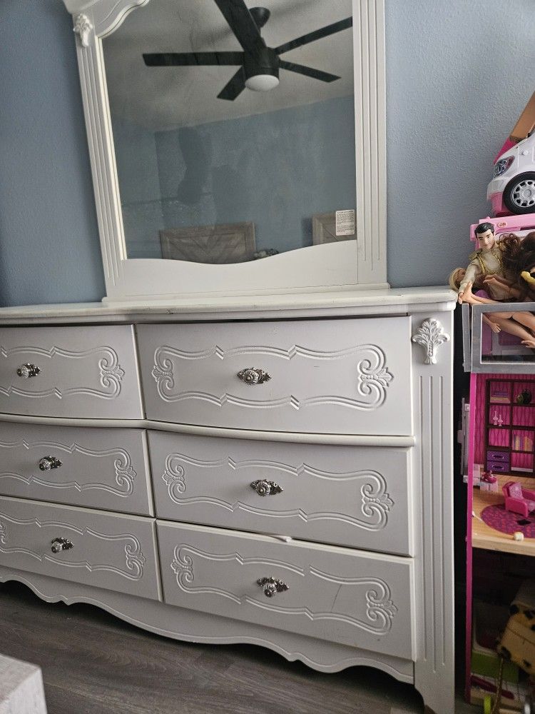 Ashley White Full Bedroom Set