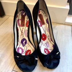 Vintage Betsey Johnson Heels, Size 7
