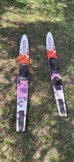Garden EXT Pro Combo Waterski's, Orange and Purple.