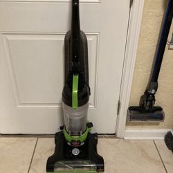 Bissell Powerforce Helix Turbo Rewind