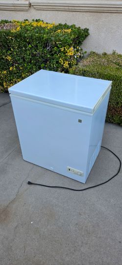 White Chest Freezer
