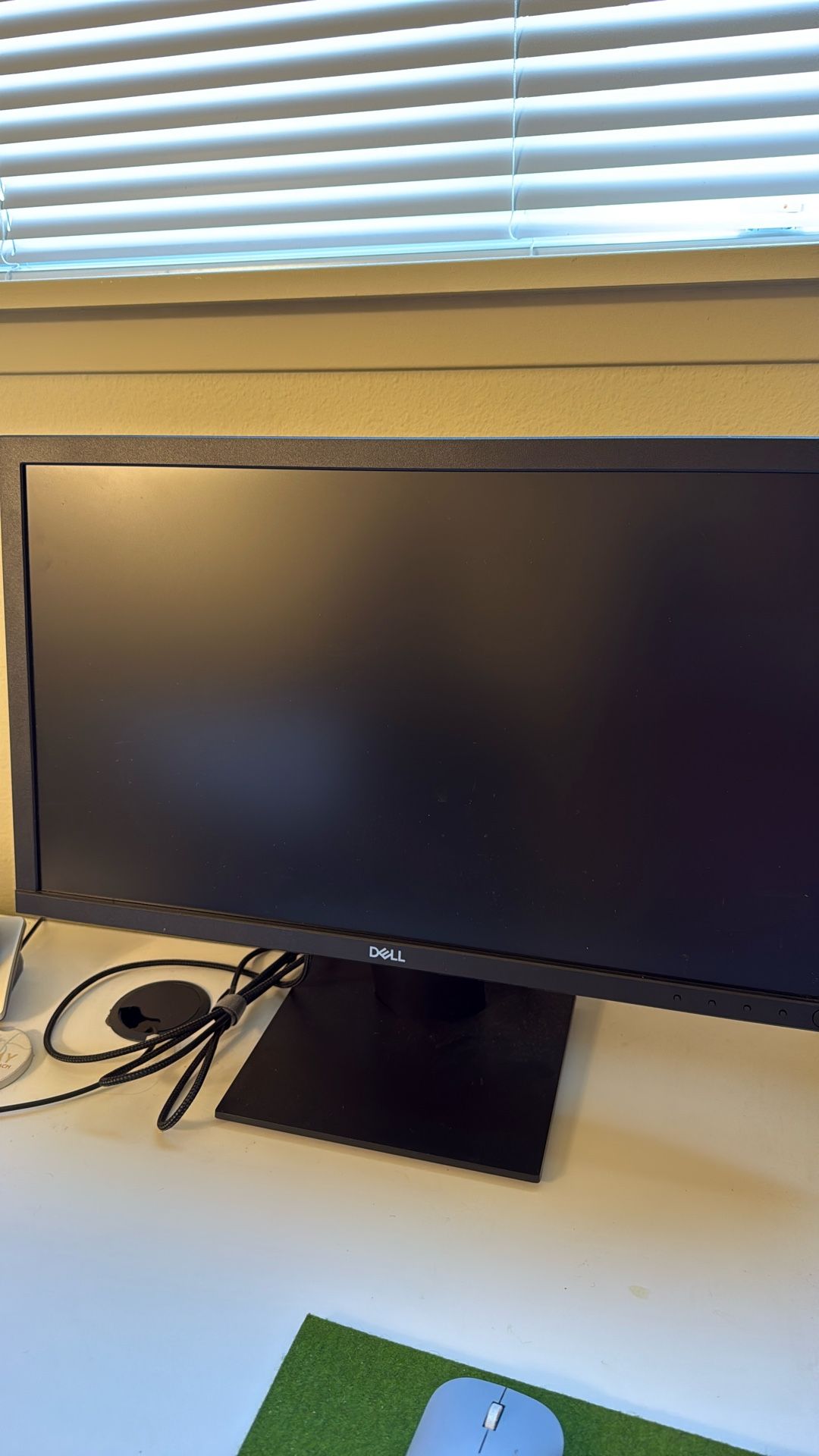 Dell Monitor 22 Inch Monitor