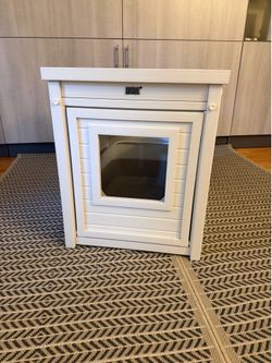 Cat Litter Box End Table - Like NEW - New Age Pet ECOFLEX -