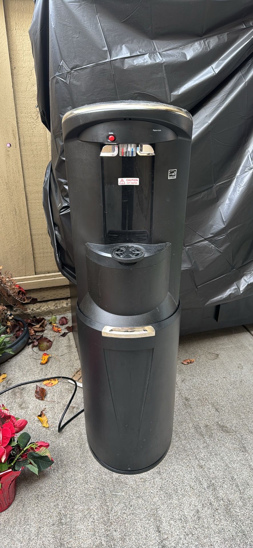 Bottom Loading Water Fountain.