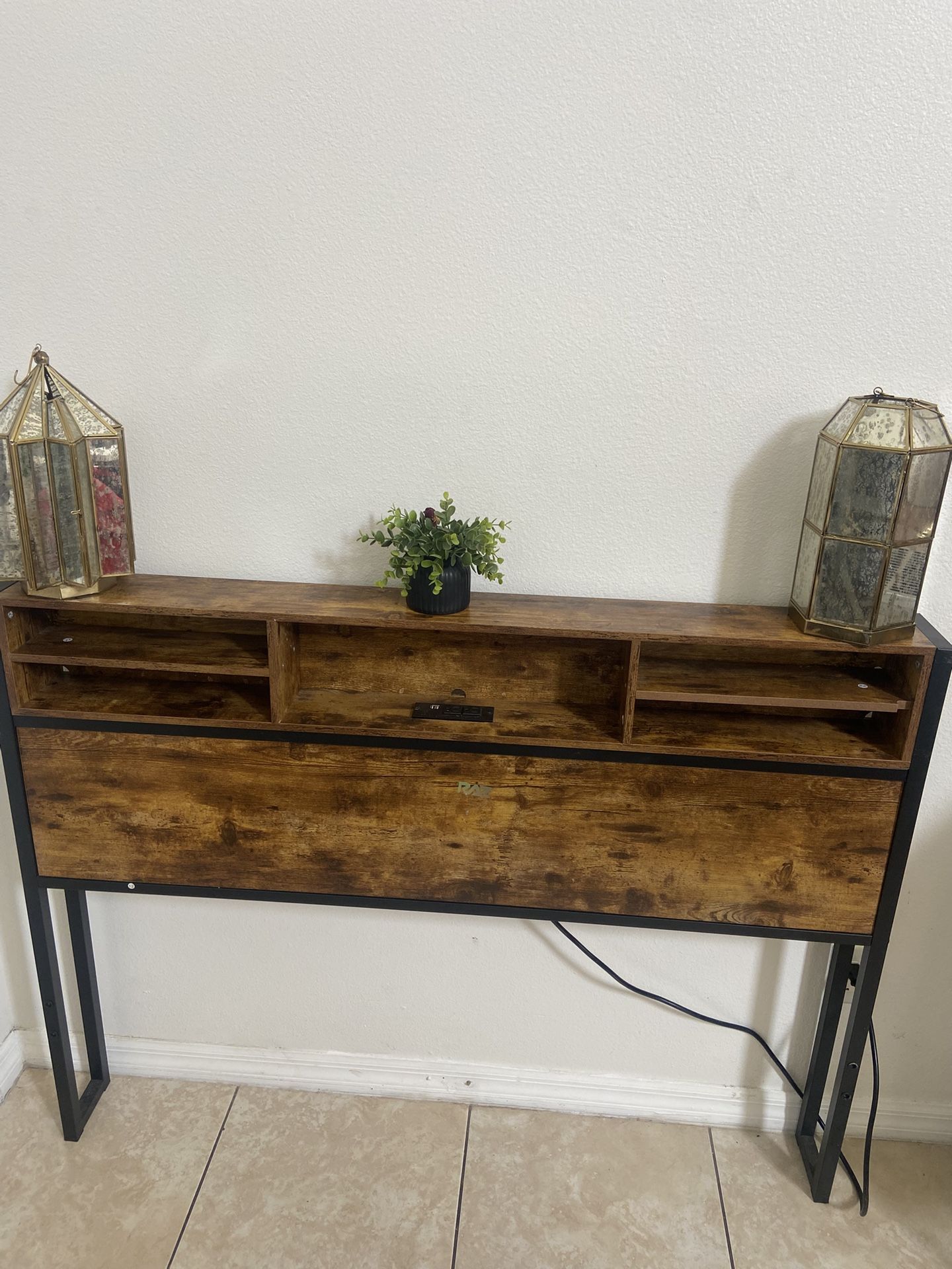Entry/Entryway table or console table