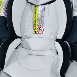 Chicco KeyFit 30 Infant Car Seat 