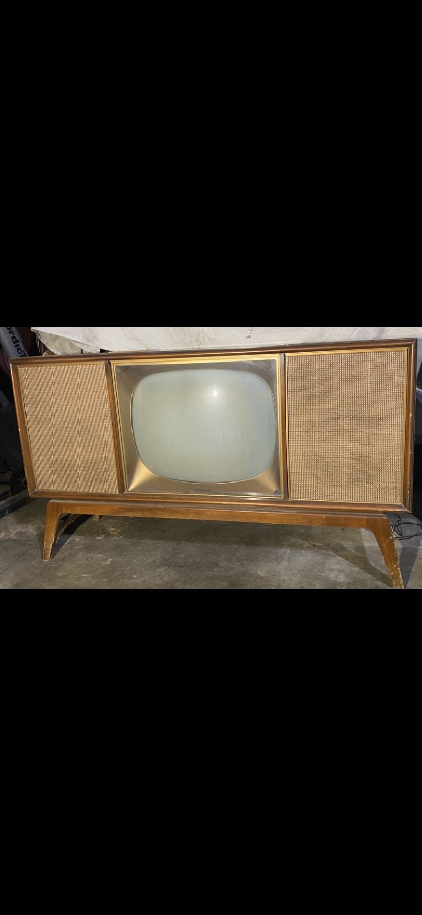 Vintage TV Radio & Record Player