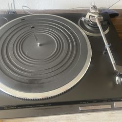 Technics Turntable 