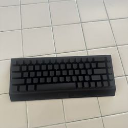 Razer black widow v3 mini hyper speed phantom edition wireless keyboard and mouse 