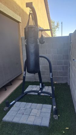 Boxing stand