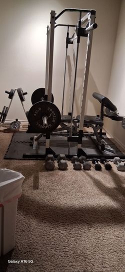 Weight lifting machine