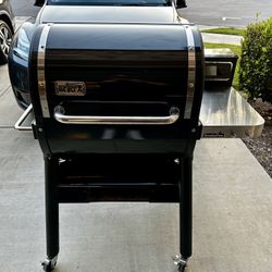 Weber Electric Pellet BBQ Grill Ex4 2nd Gen 