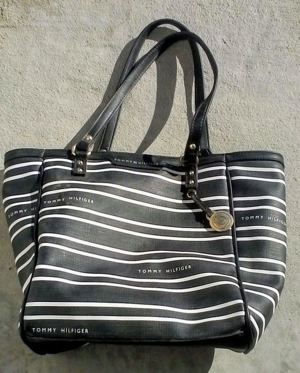 Women's Med Tommy Hilfiger Bag