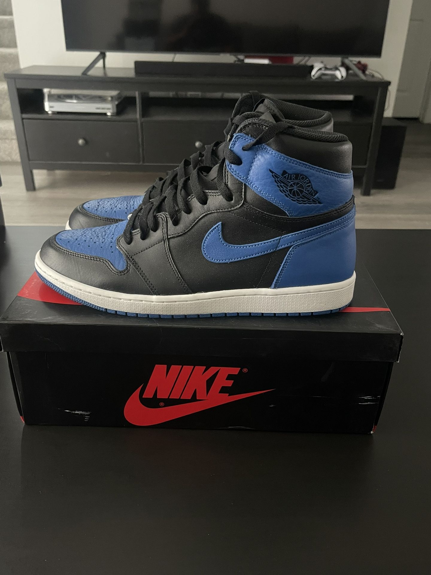 Air Jordan 1 High Royal 2017 OG SIZE 13