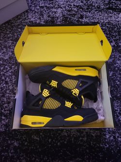 Jordan 4 yellow thunder