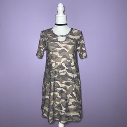 Boutique Camo Keyhole Dress