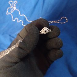 925 Silver 2 Hearts Ring With 8 Inlaid Lab Grown Diamonfs