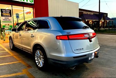 2010 Lincoln MKT