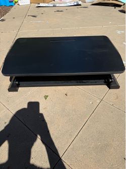 Airlift Desk