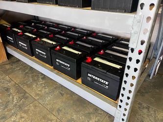 Truck trailer NEW Batteries 🔋
