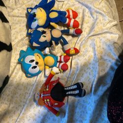 Sonic Plushies 