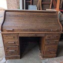 Vintage Rolltop Desk - A Classic With Character 