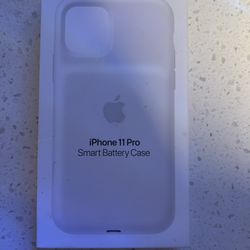 Apple iPhone 11 Pro Charging Case 