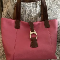 Dooney and bourke 