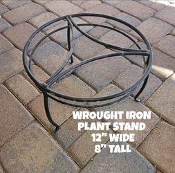 WROUGHT IRON PLANT STAND
