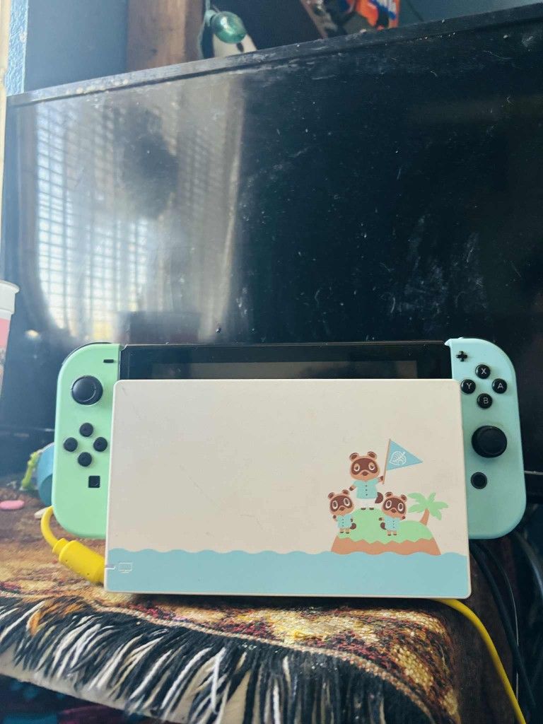 Nintendo Switch Plus Extra Controller